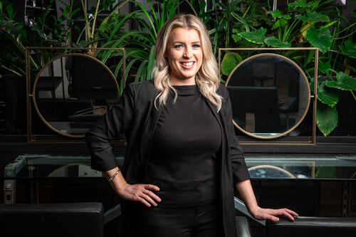 Hayley - Extensionist